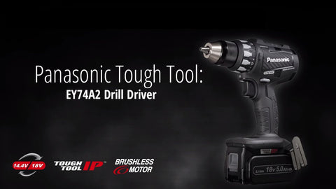 Panasonic 18V Drill i koffert med to 3,0 Ah batterier